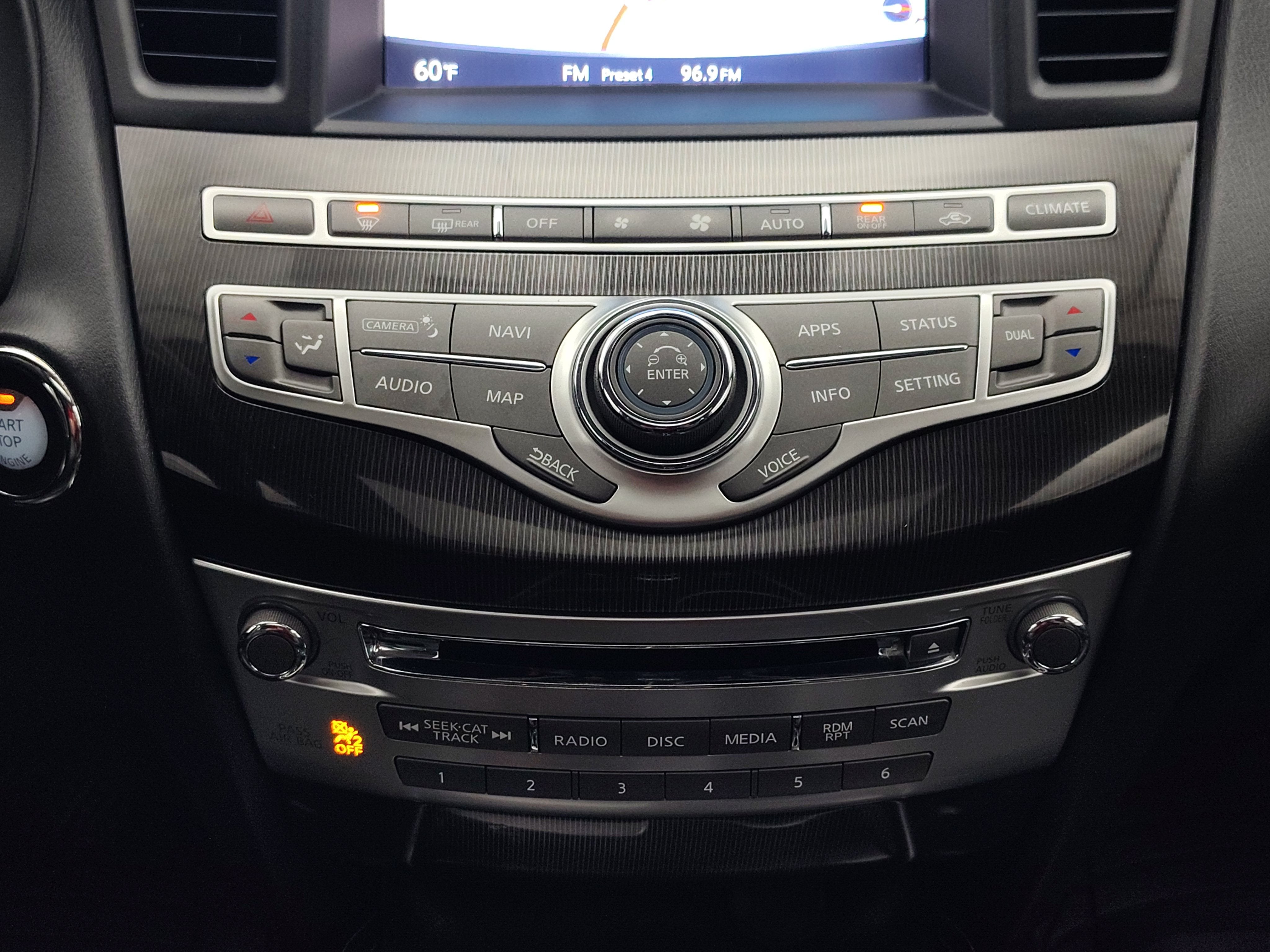 2017 INFINITI QX60 Base