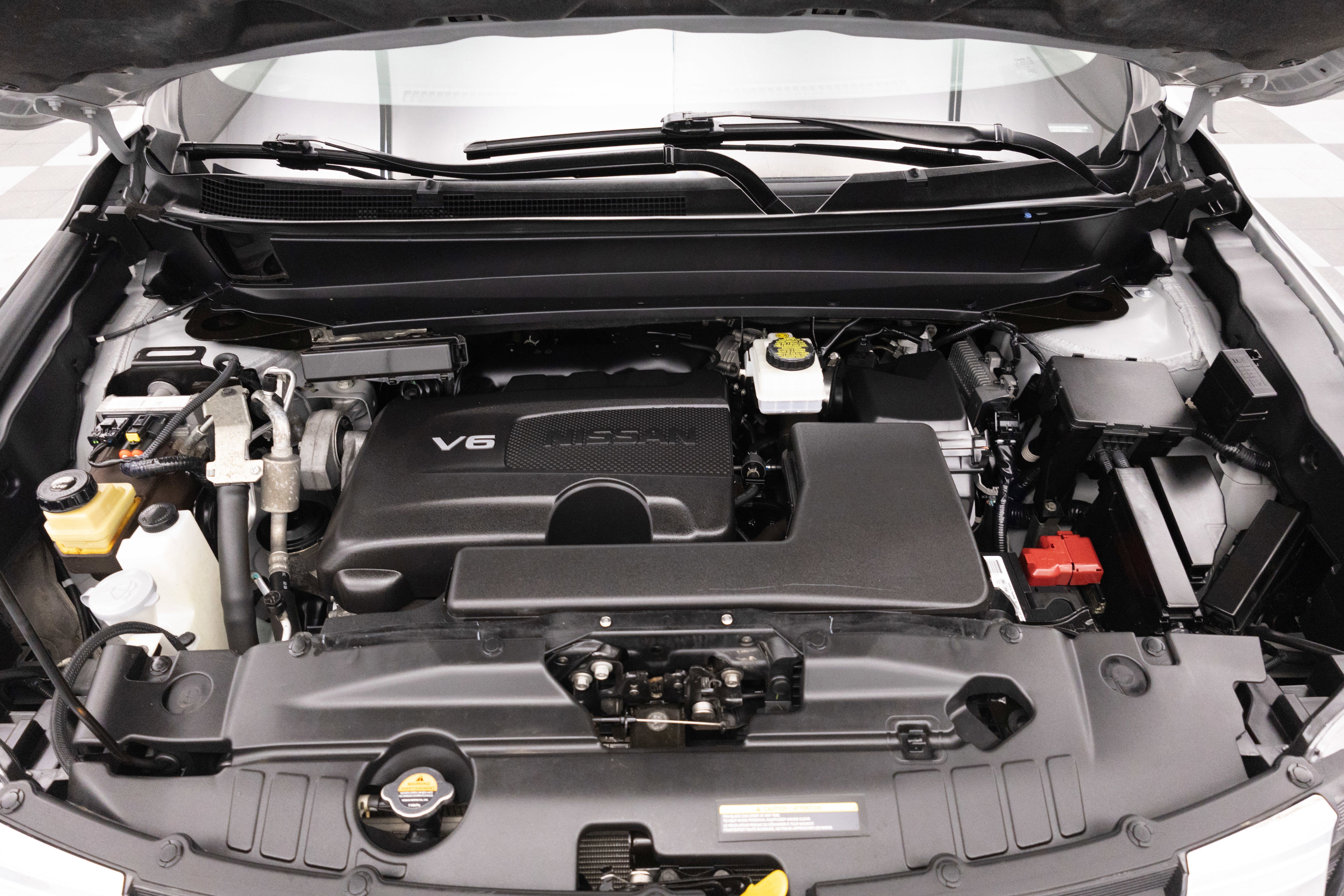 2020 Nissan Pathfinder SL