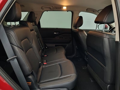 2023 Nissan Pathfinder SL 4WD