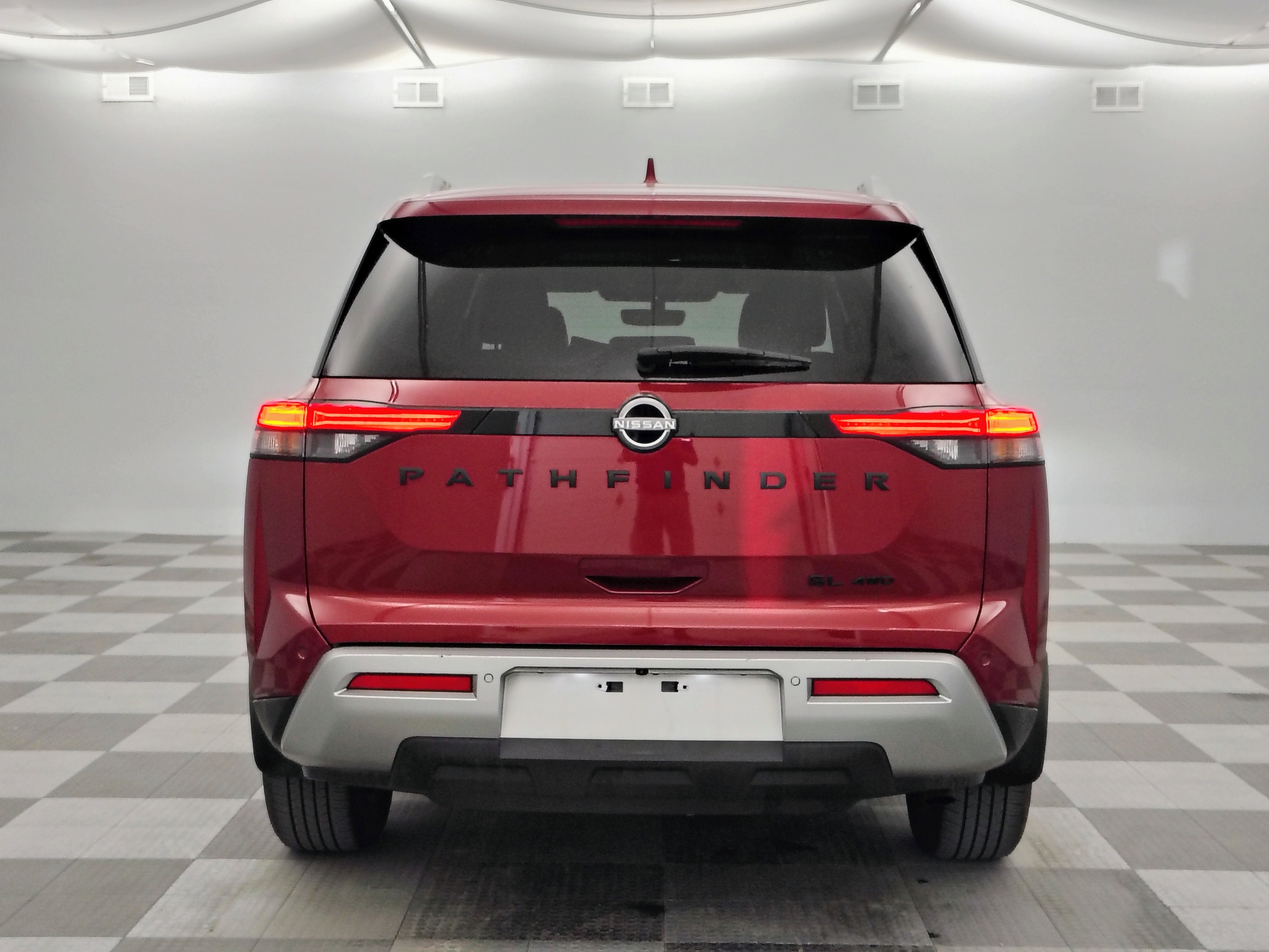 2023 Nissan Pathfinder SL 4WD