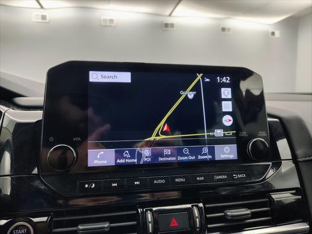 2023 Nissan Pathfinder SL 4WD