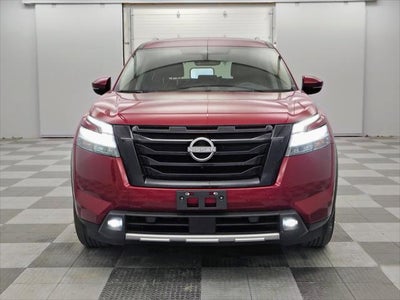 2023 Nissan Pathfinder SL 4WD