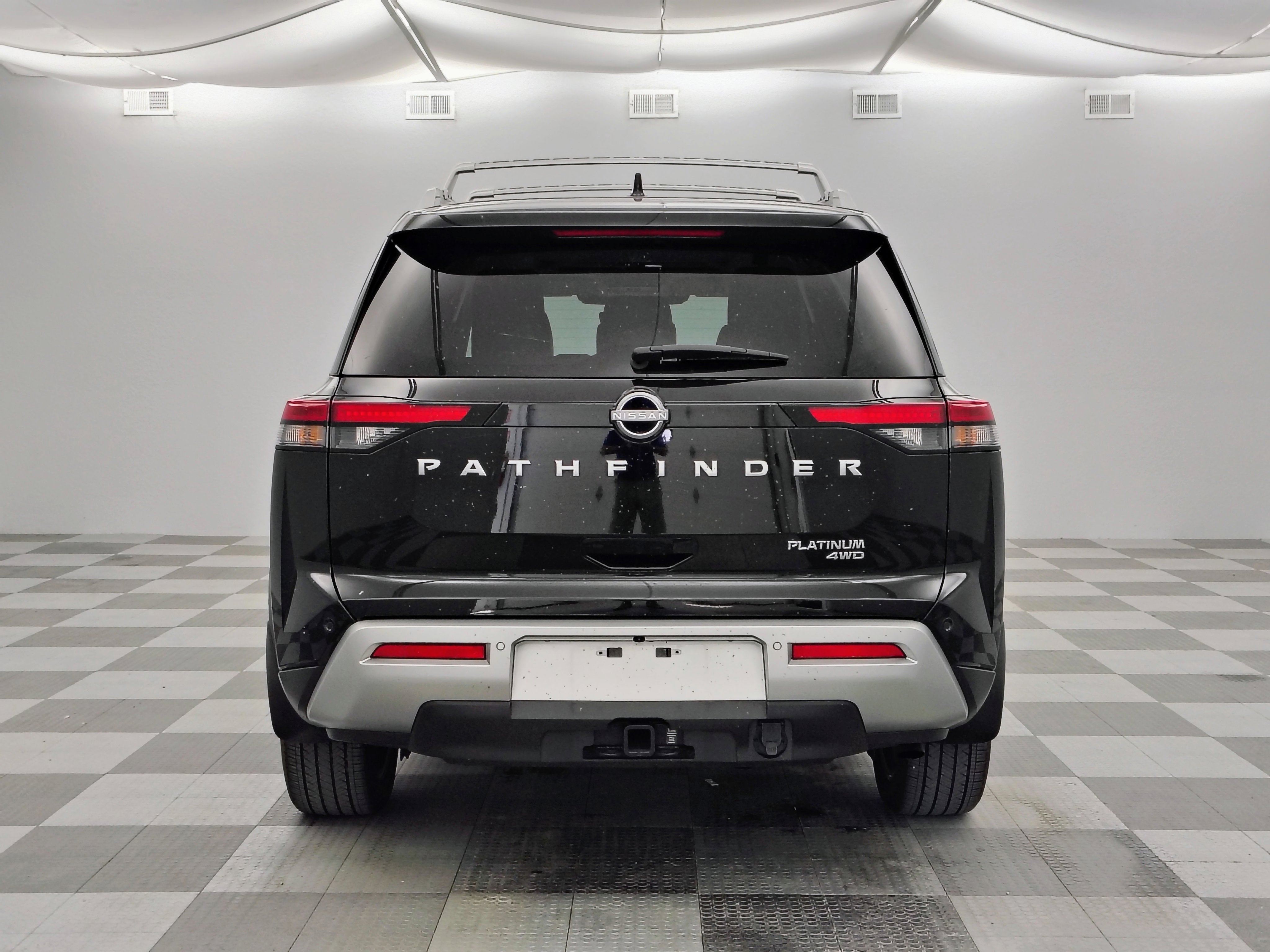 2024 Nissan Pathfinder Platinum 4WD