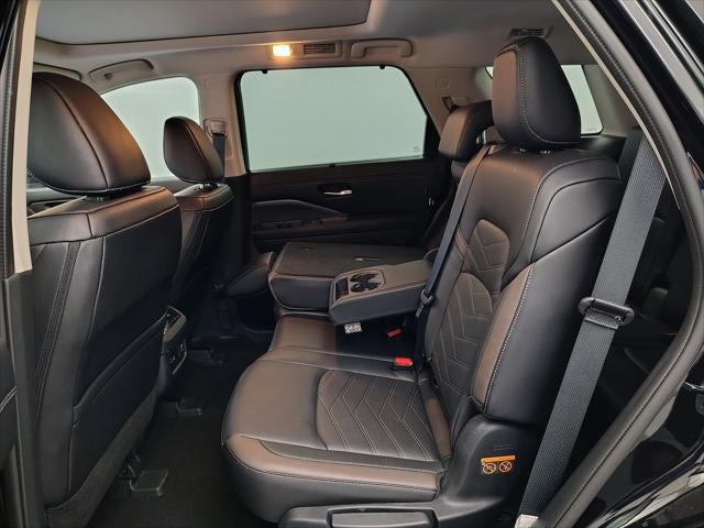 2024 Nissan Pathfinder Platinum 4WD