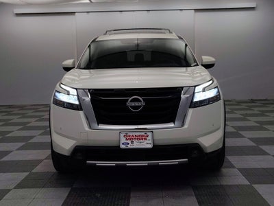2023 Nissan Pathfinder Platinum