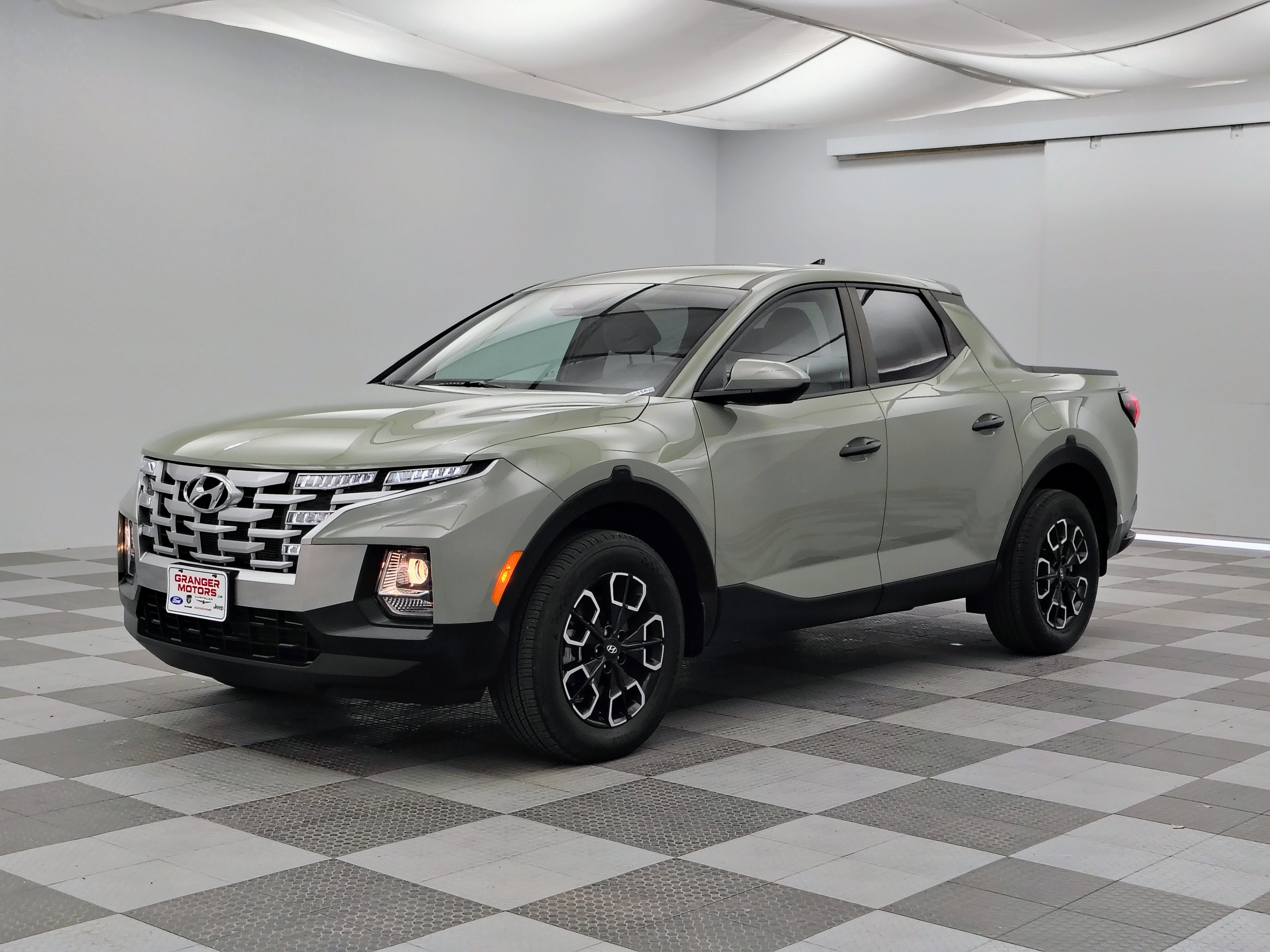 2023 Hyundai Santa Cruz SE