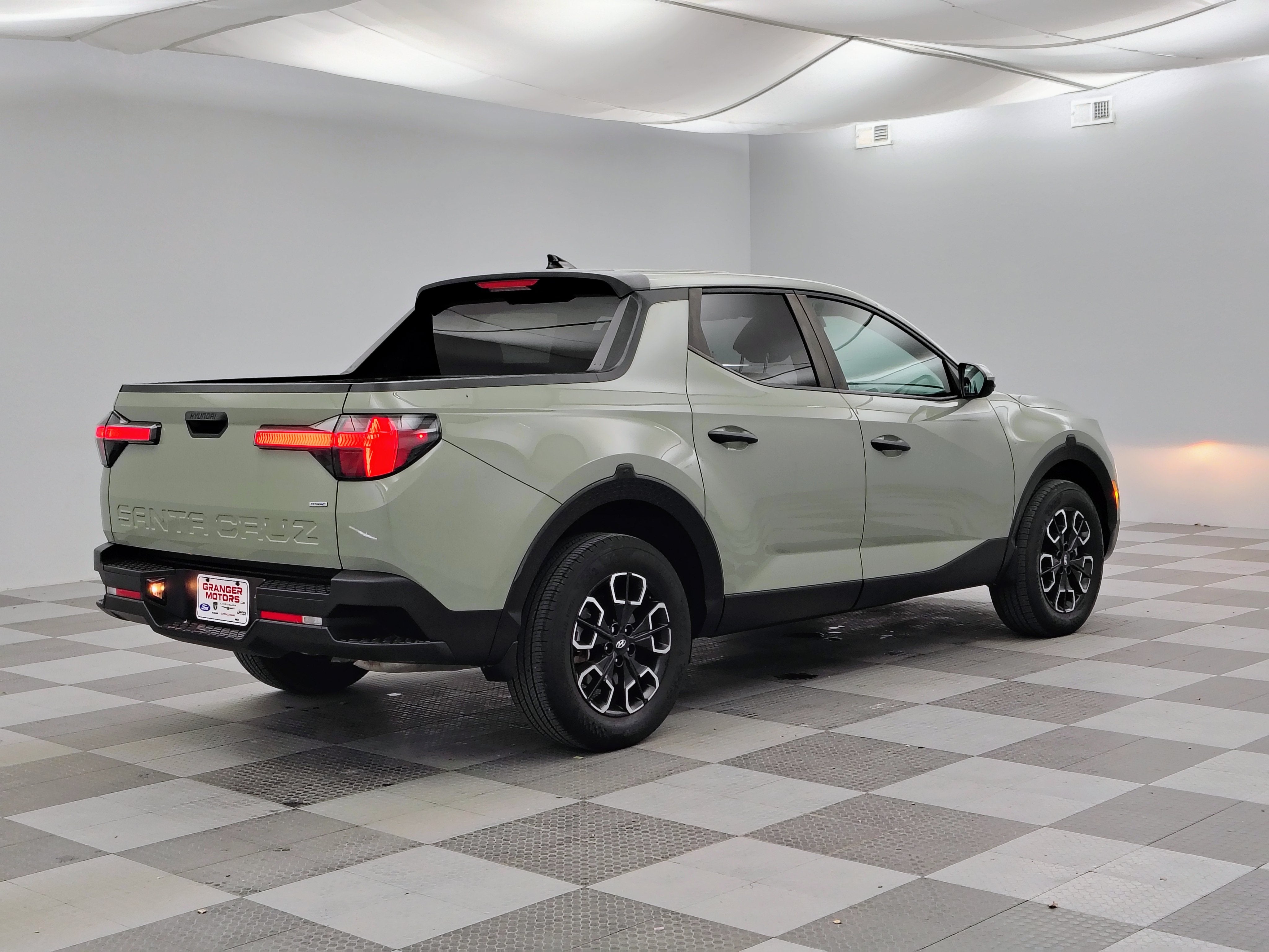 2023 Hyundai Santa Cruz SE