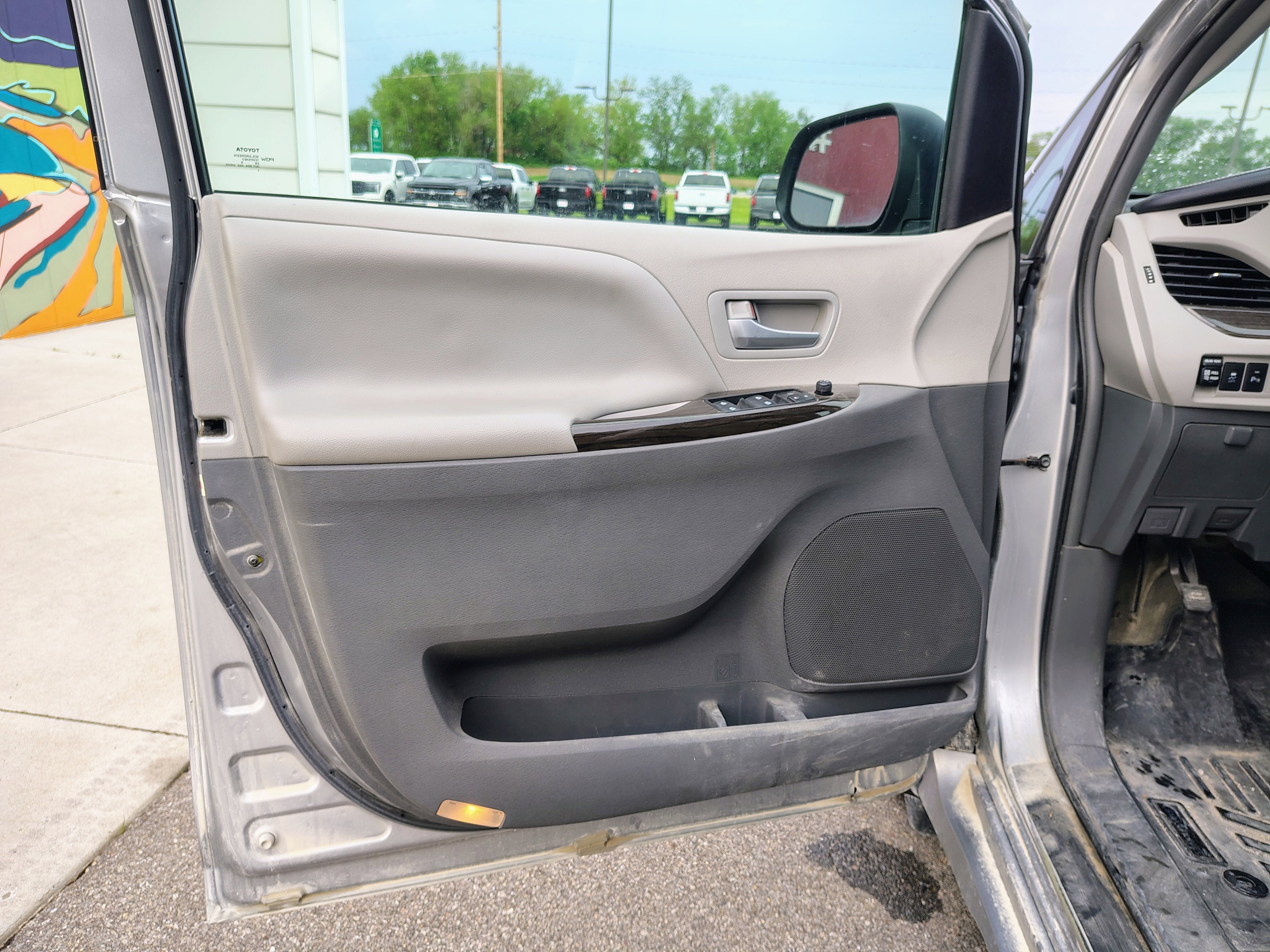 2018 Toyota Sienna XLE 7 Passenger