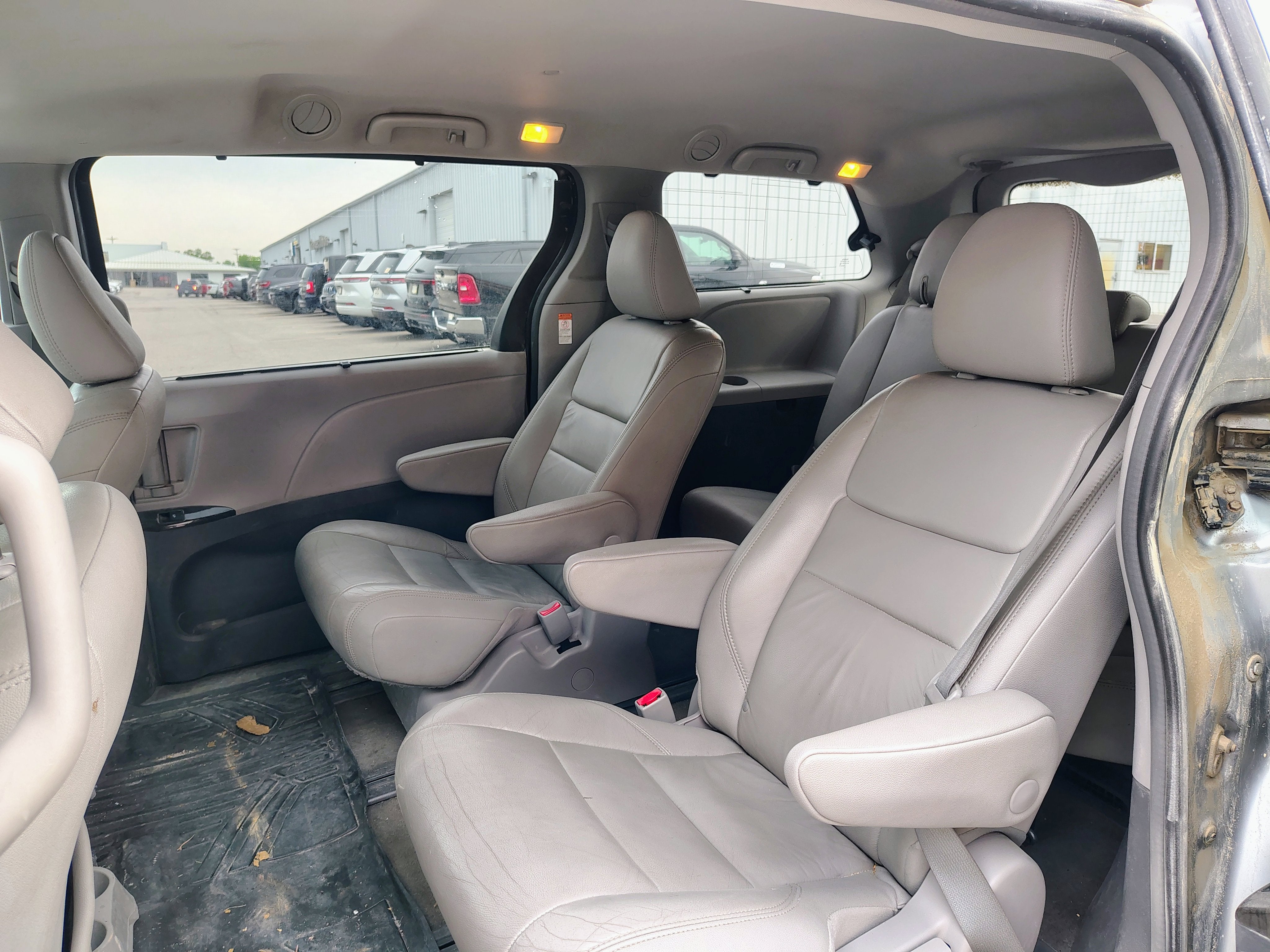 2018 Toyota Sienna XLE 7 Passenger