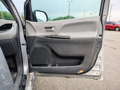 2018 Toyota Sienna XLE 7 Passenger
