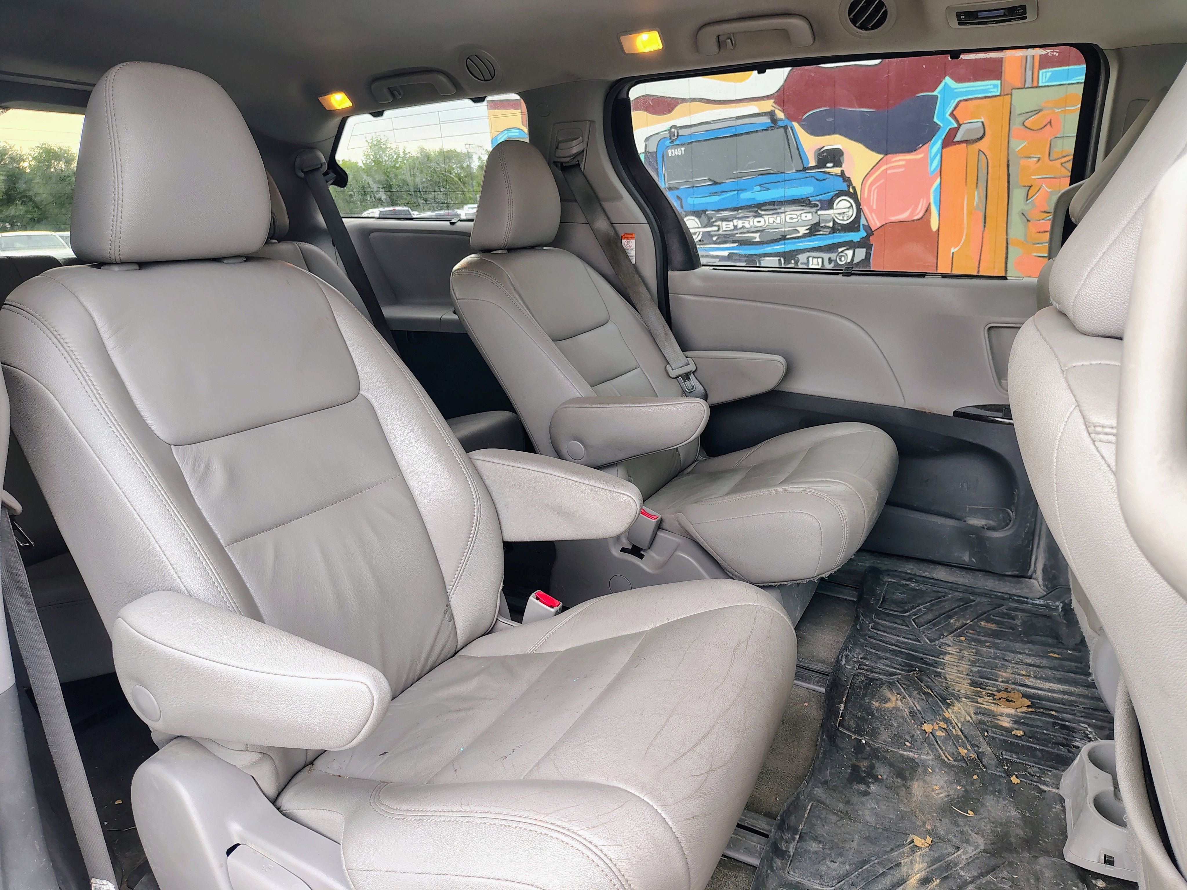 2018 Toyota Sienna XLE 7 Passenger