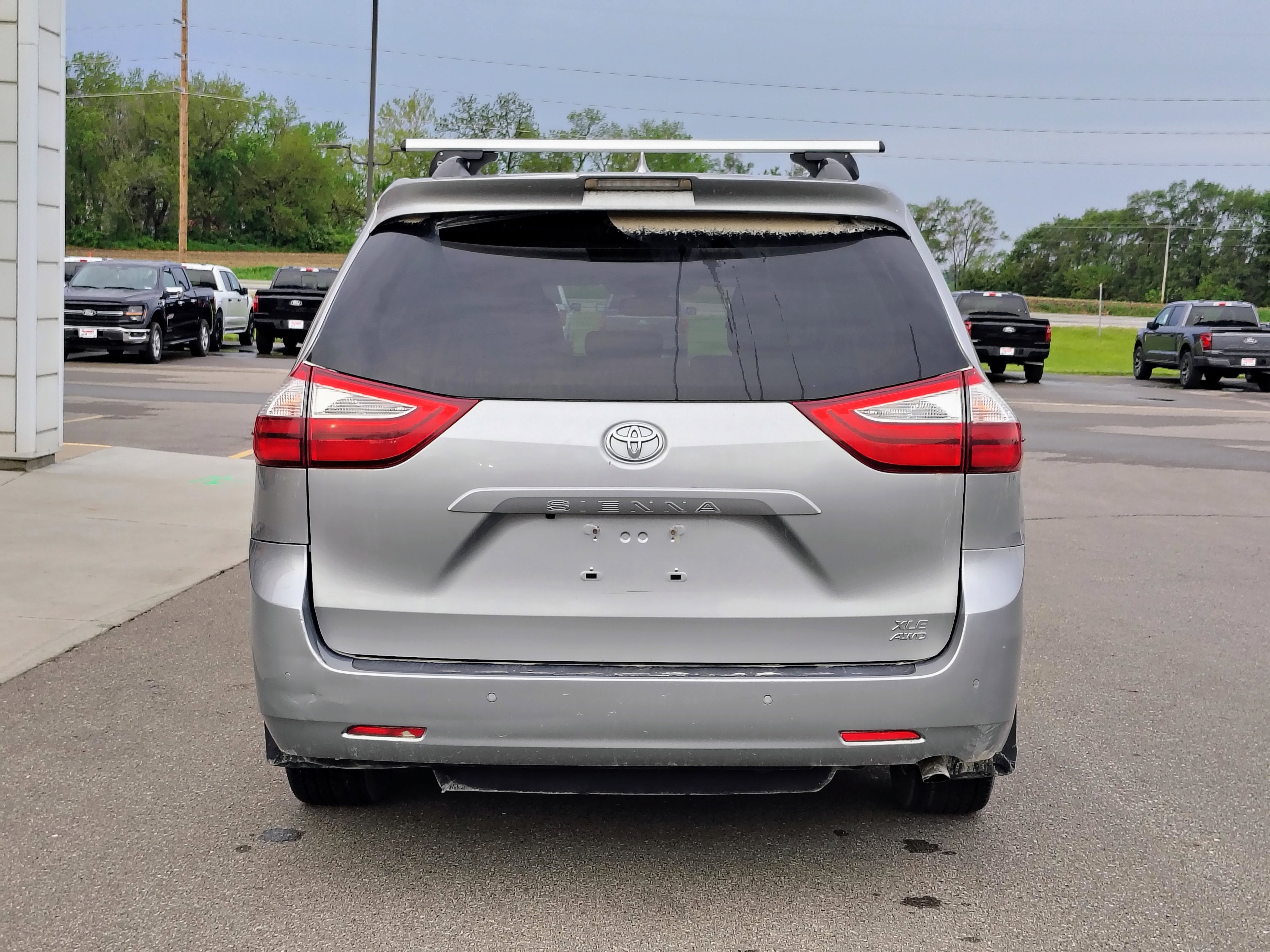 2018 Toyota Sienna XLE 7 Passenger