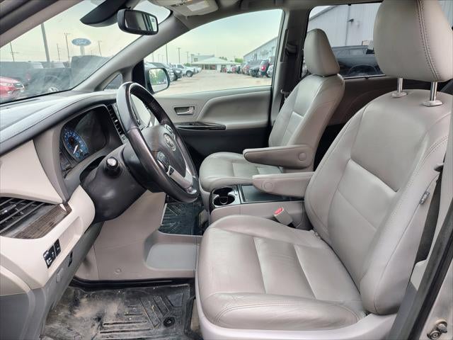 2018 Toyota Sienna XLE 7 Passenger
