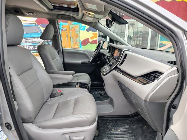 2018 Toyota Sienna XLE 7 Passenger