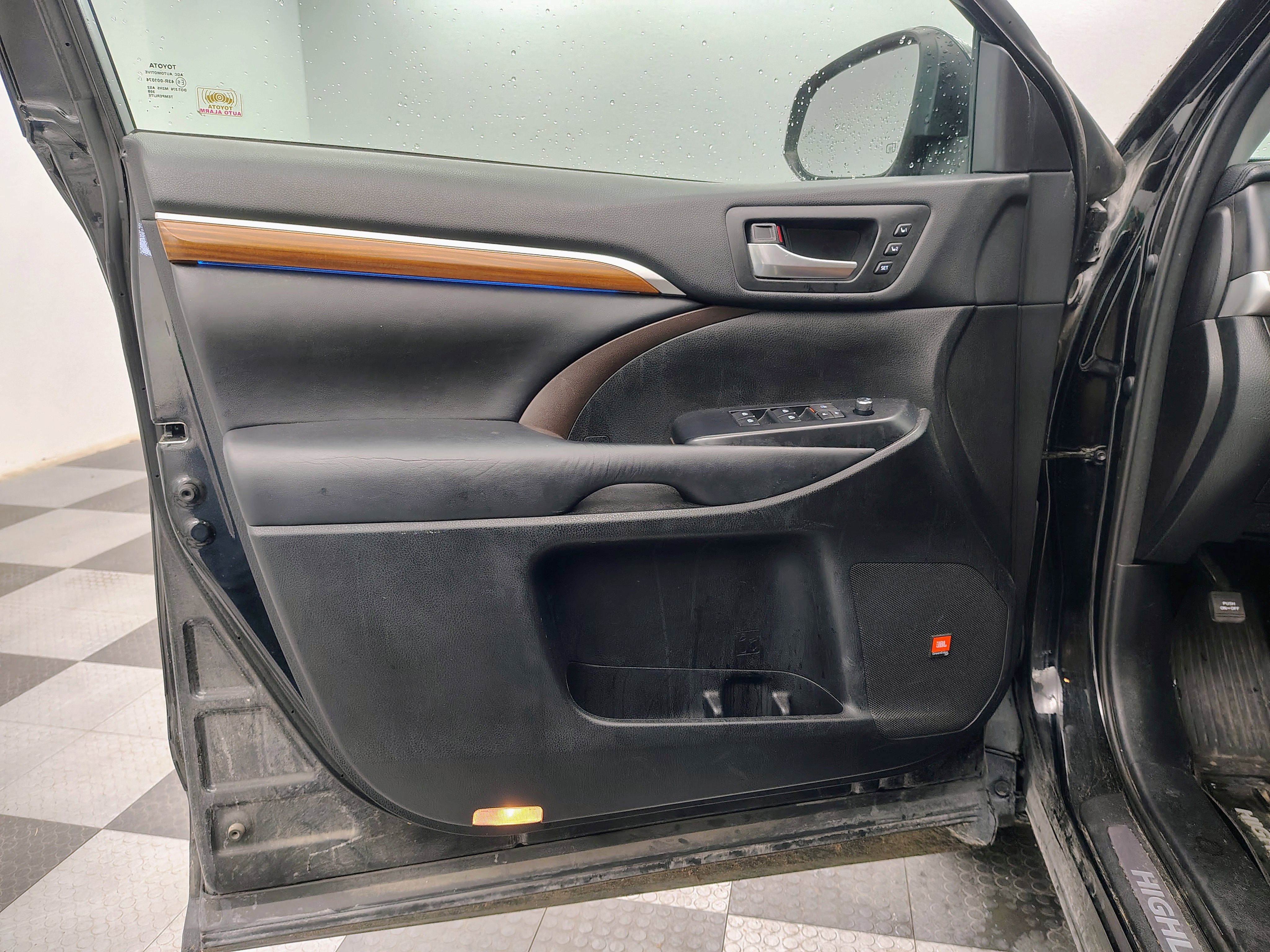 2018 Toyota Highlander Limited Platinum
