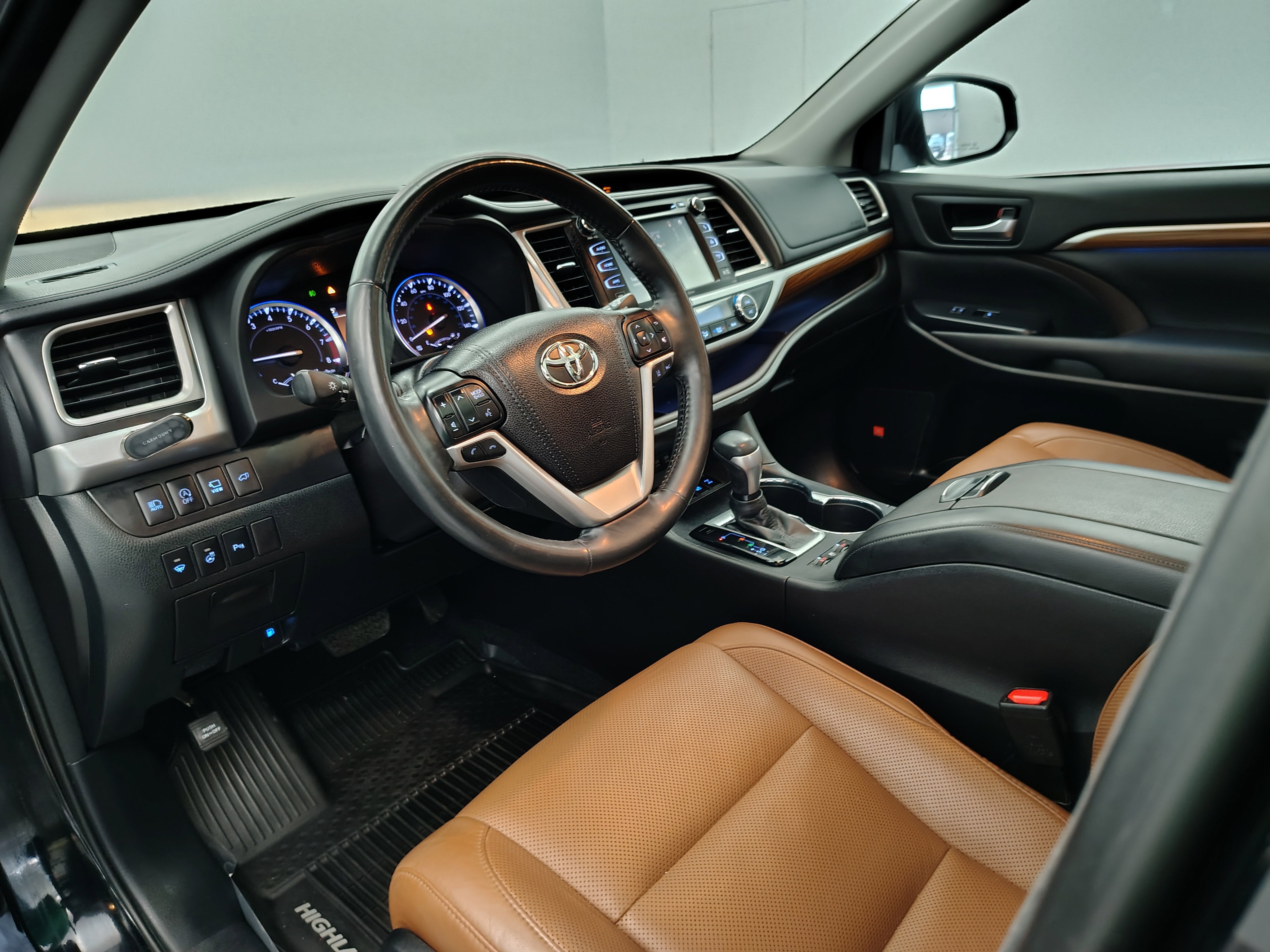 2018 Toyota Highlander Limited Platinum