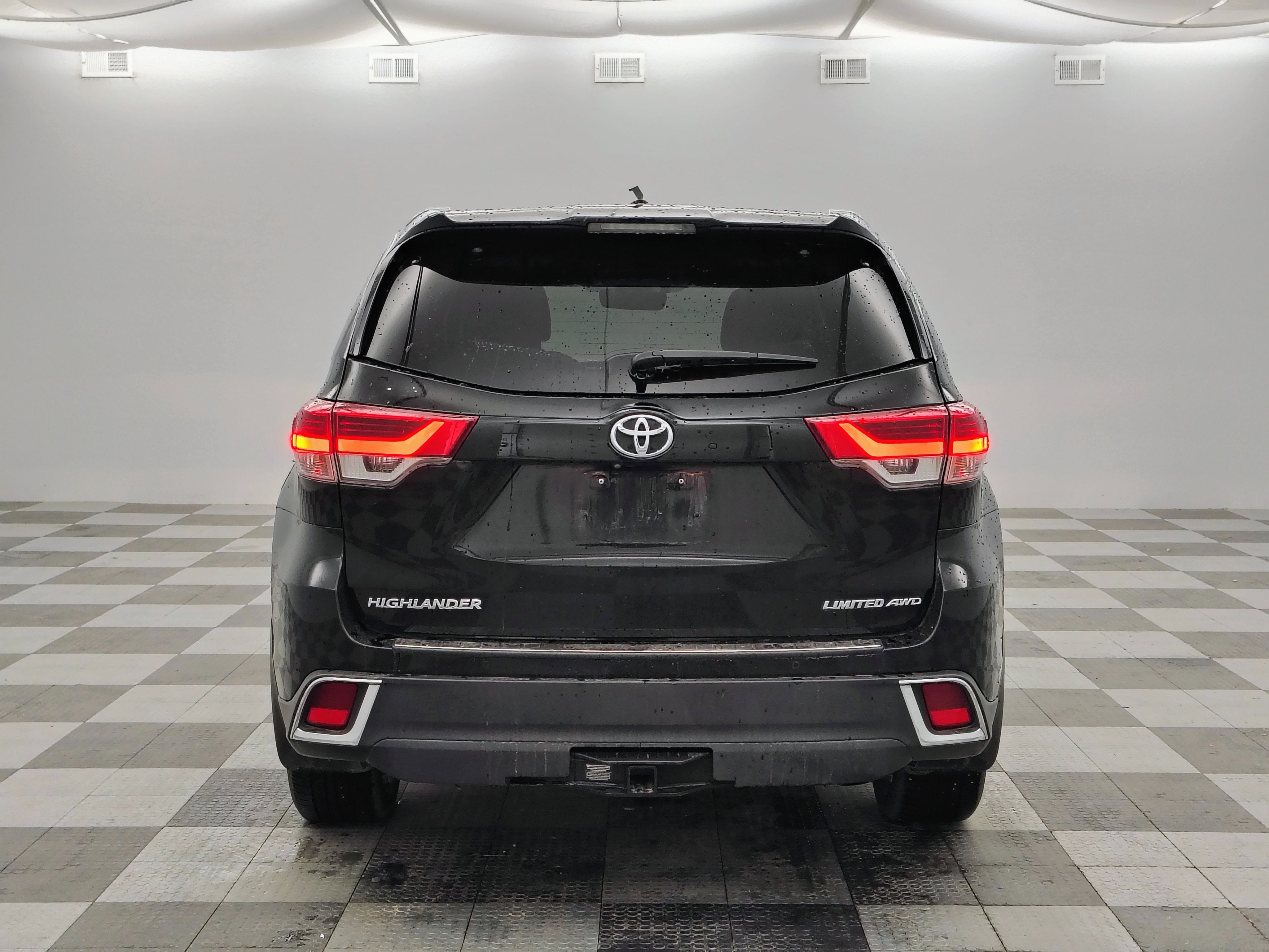 2018 Toyota Highlander Limited Platinum