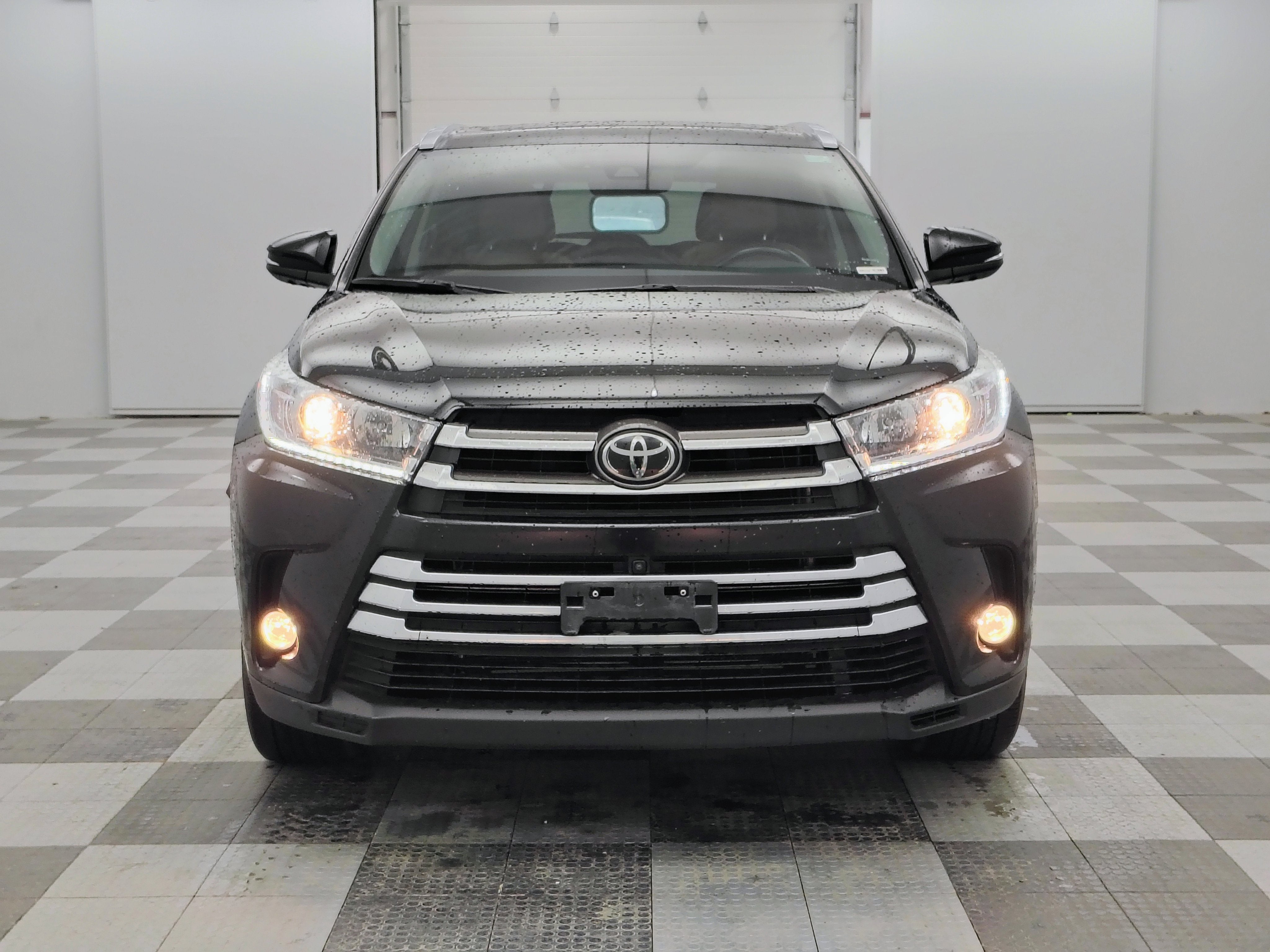 2018 Toyota Highlander Limited Platinum