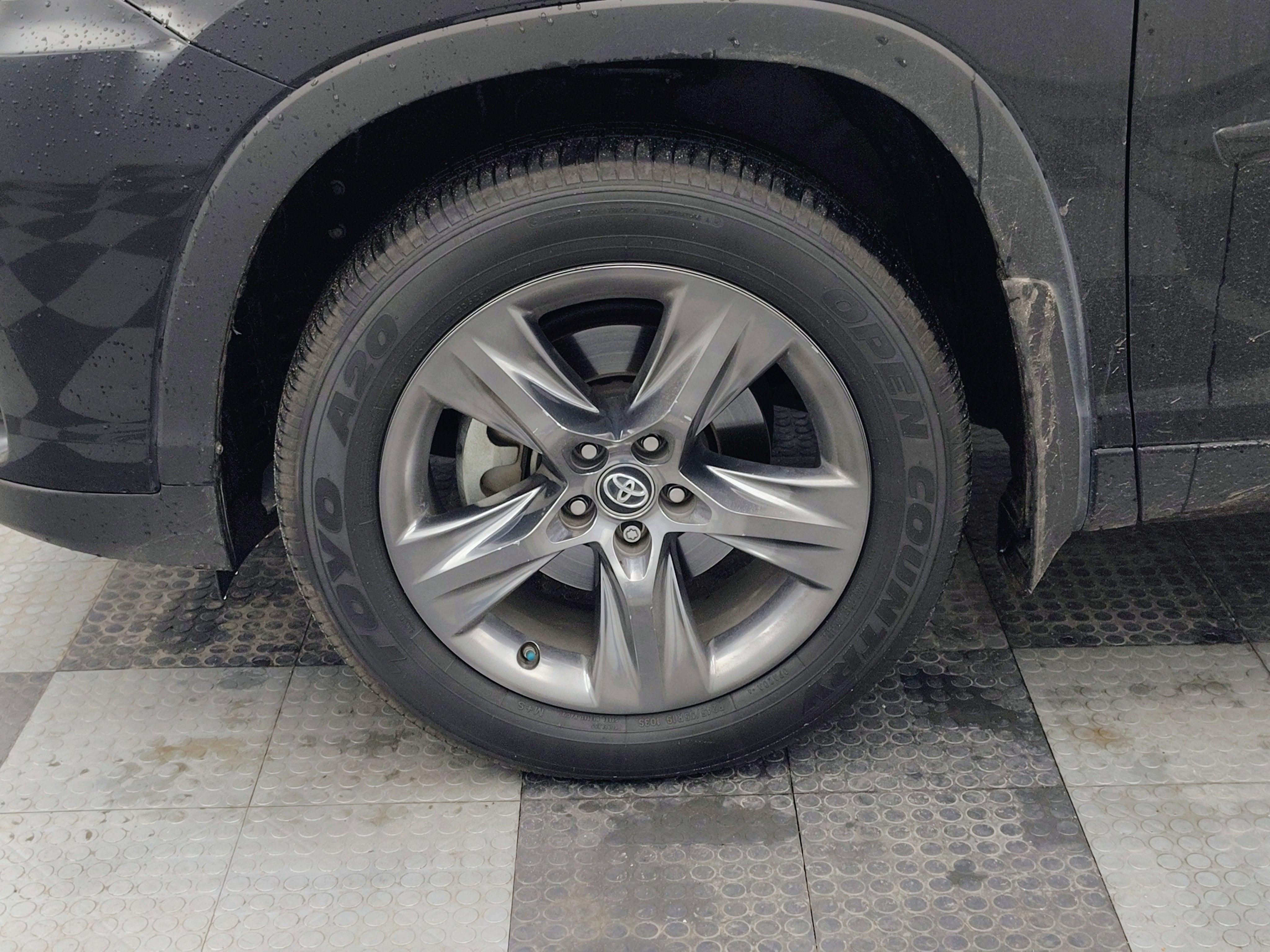 2018 Toyota Highlander Limited Platinum