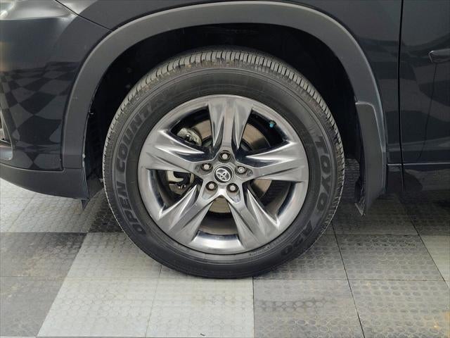 2018 Toyota Highlander Limited Platinum