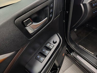 2018 Toyota Highlander Limited Platinum