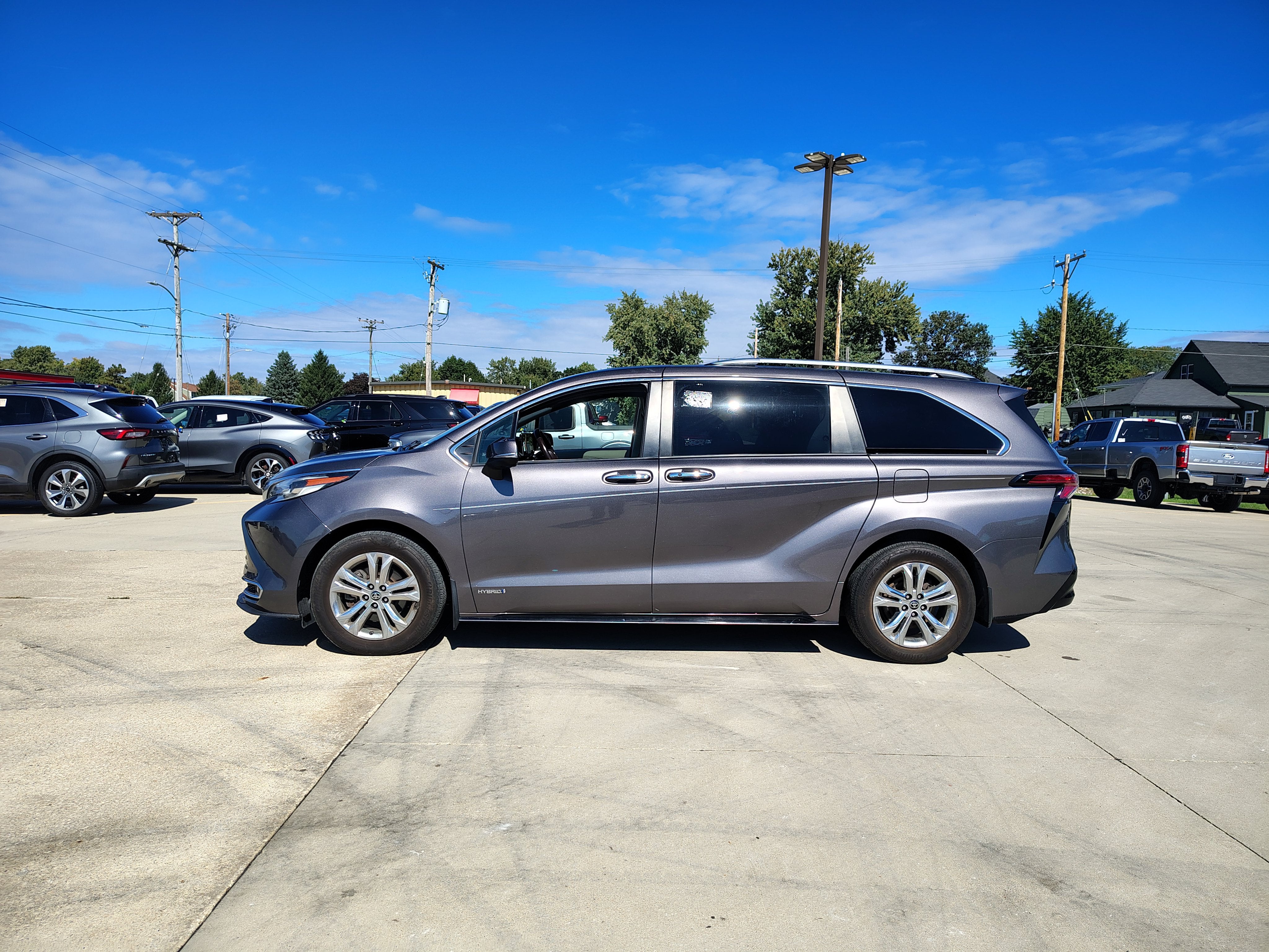 2021 Toyota Sienna Platinum 7 Passenger