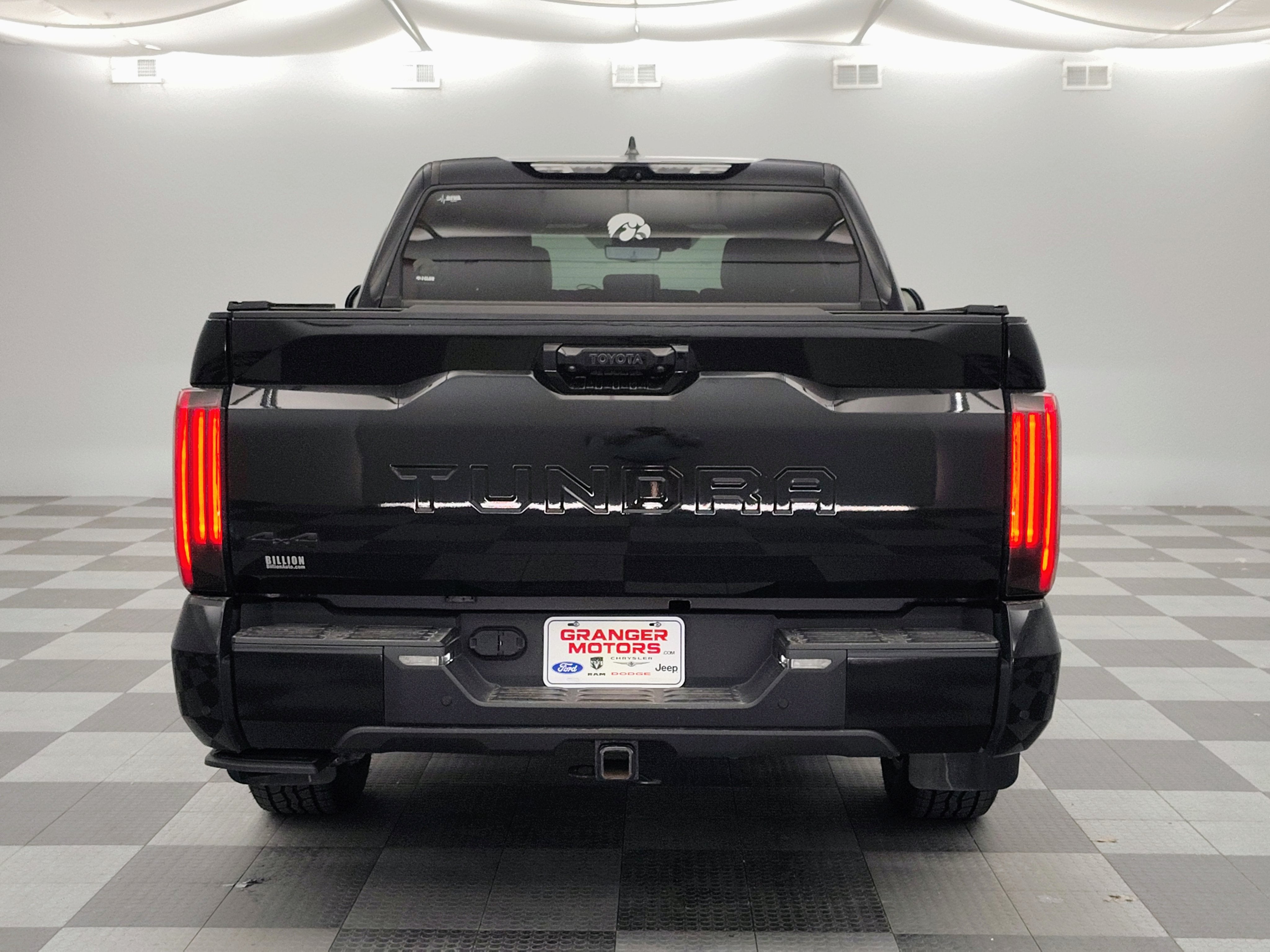 2023 Toyota Tundra Platinum
