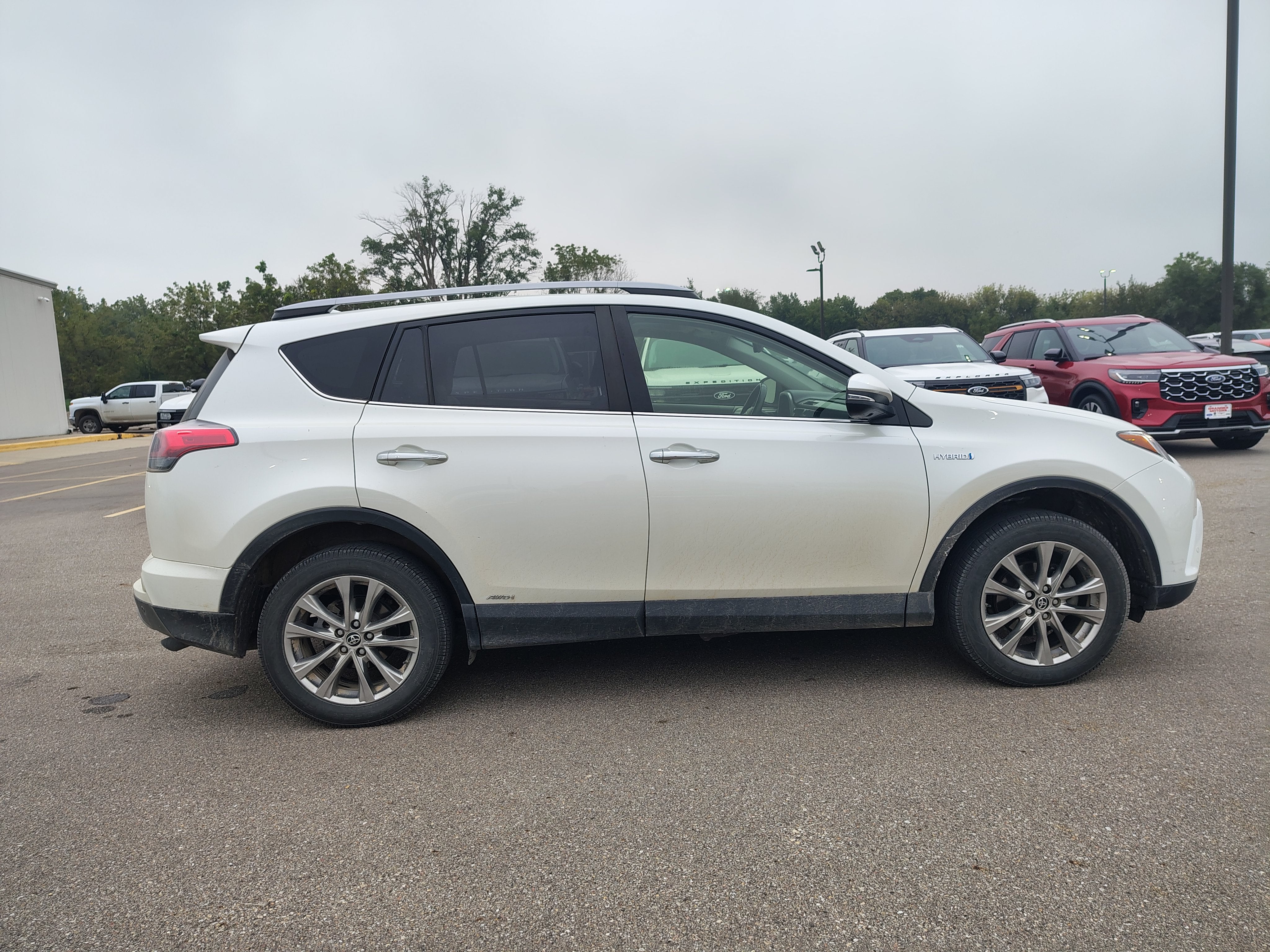 2017 Toyota RAV4 Hybrid Limited