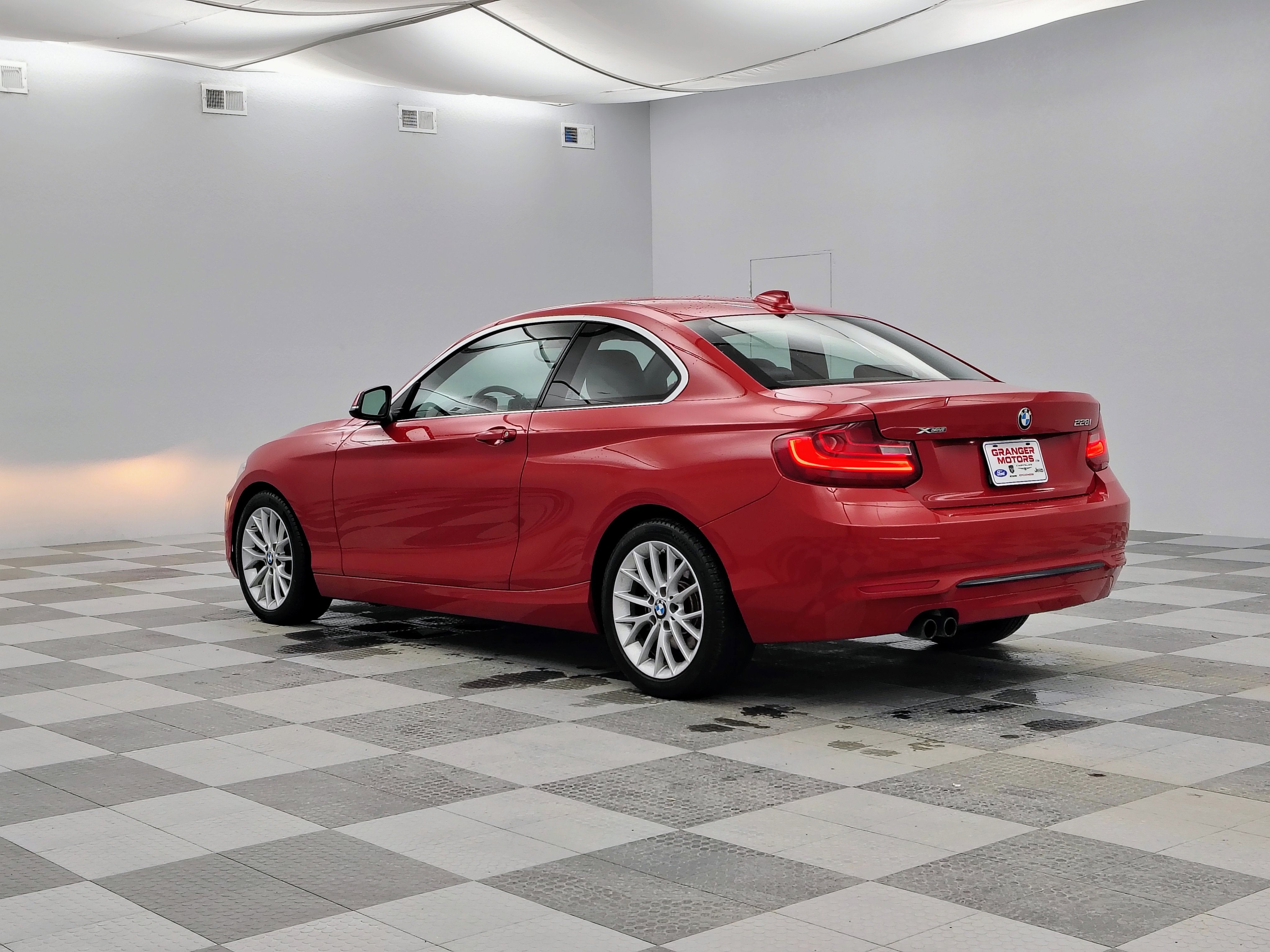 2016 BMW 2 Series 228i xDrive