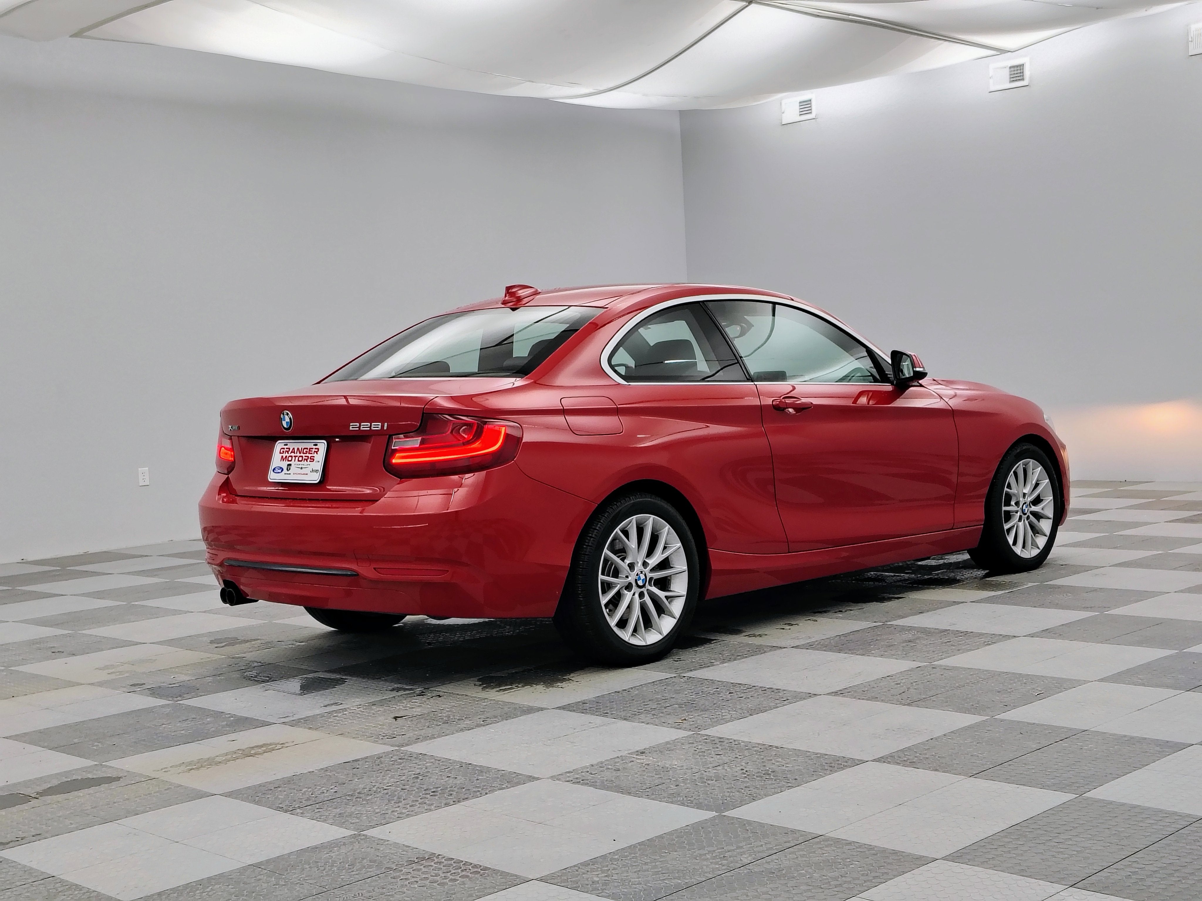 2016 BMW 2 Series 228i xDrive
