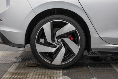 2022 Volkswagen Golf GTI S
