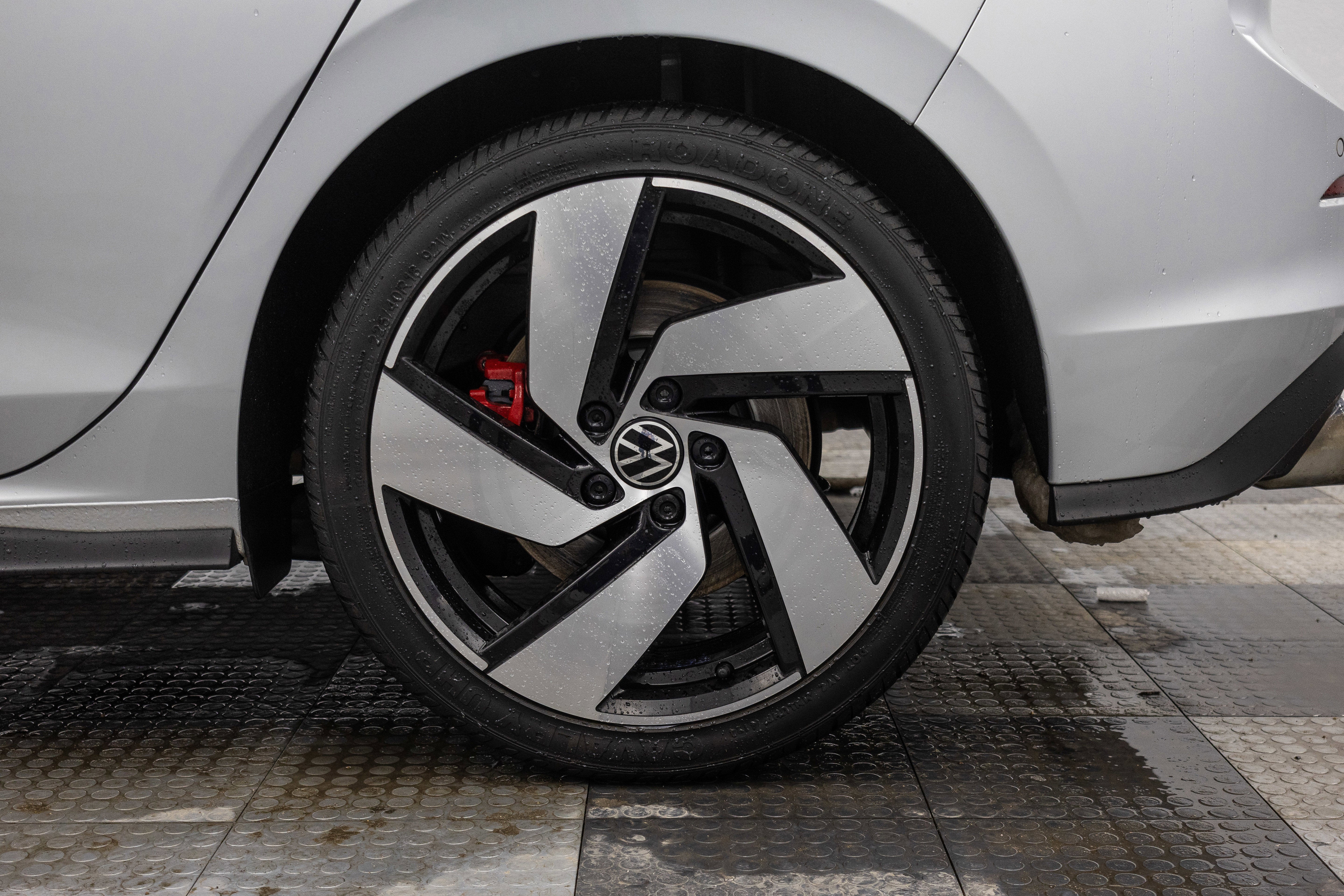 2022 Volkswagen Golf GTI S