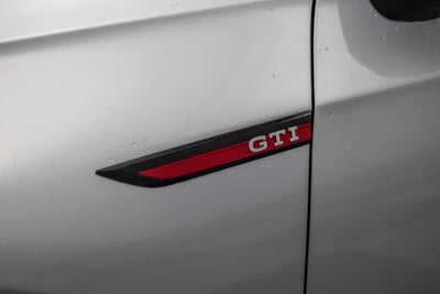 2022 Volkswagen Golf GTI S