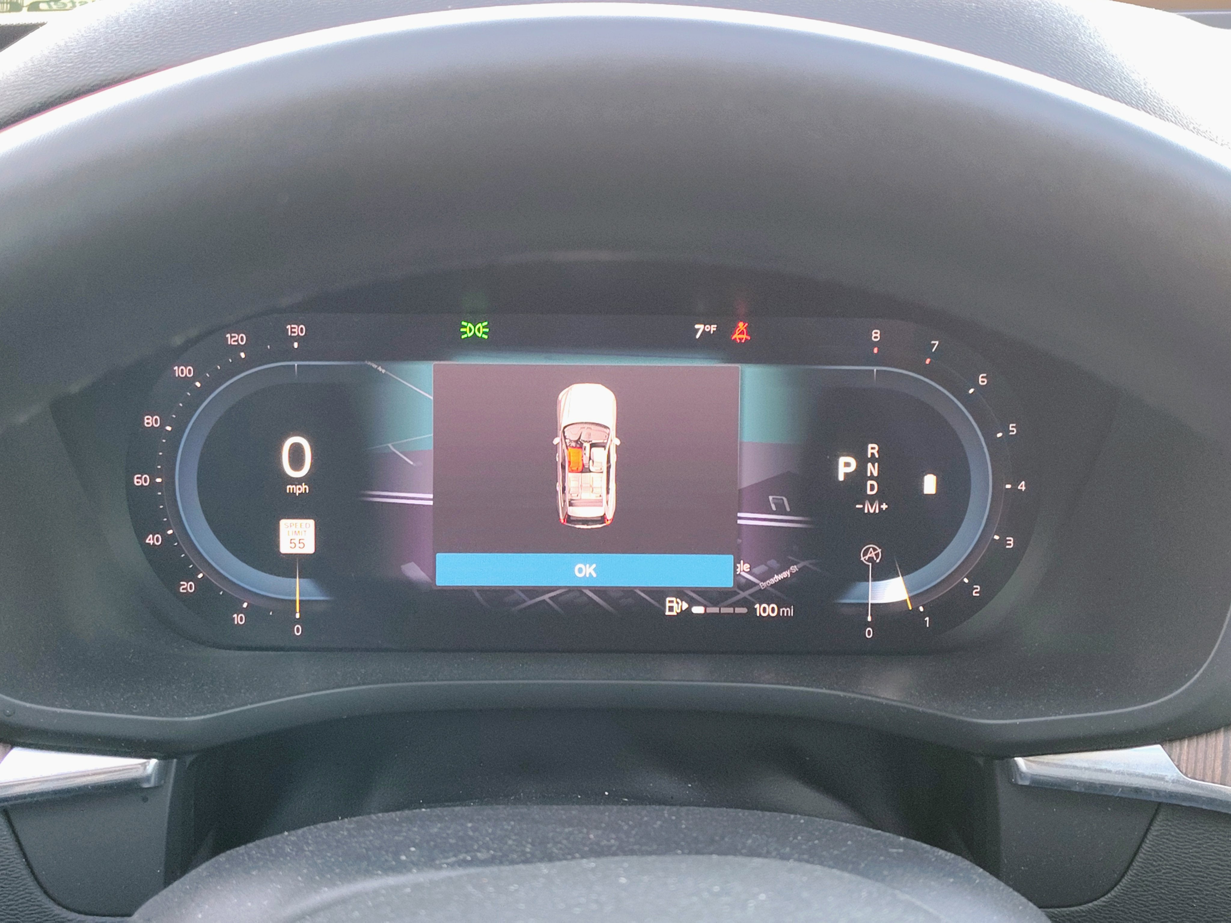 2023 Volvo XC60 Plus Dark Theme