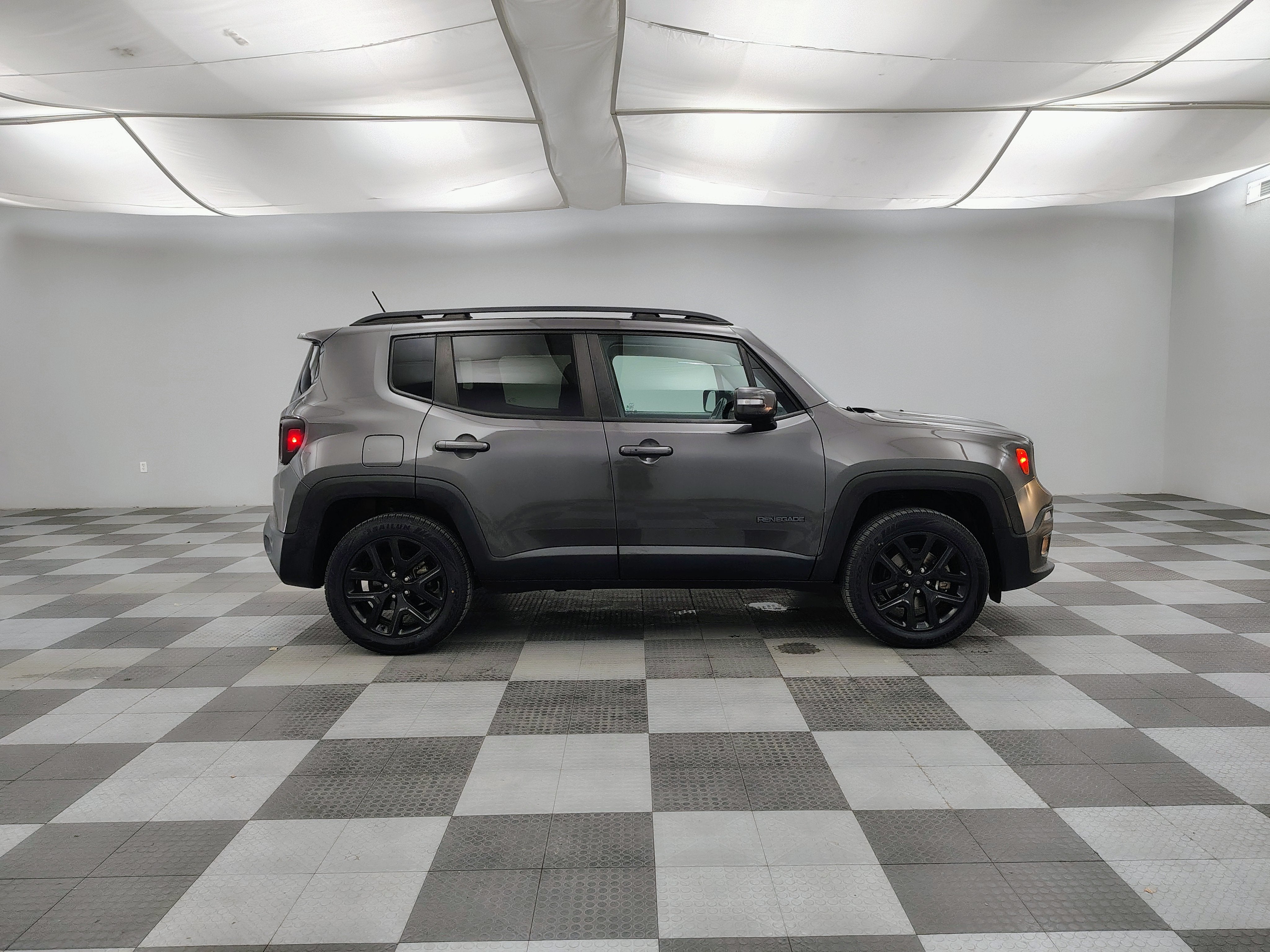 2017 Jeep Renegade Altitude 4x4