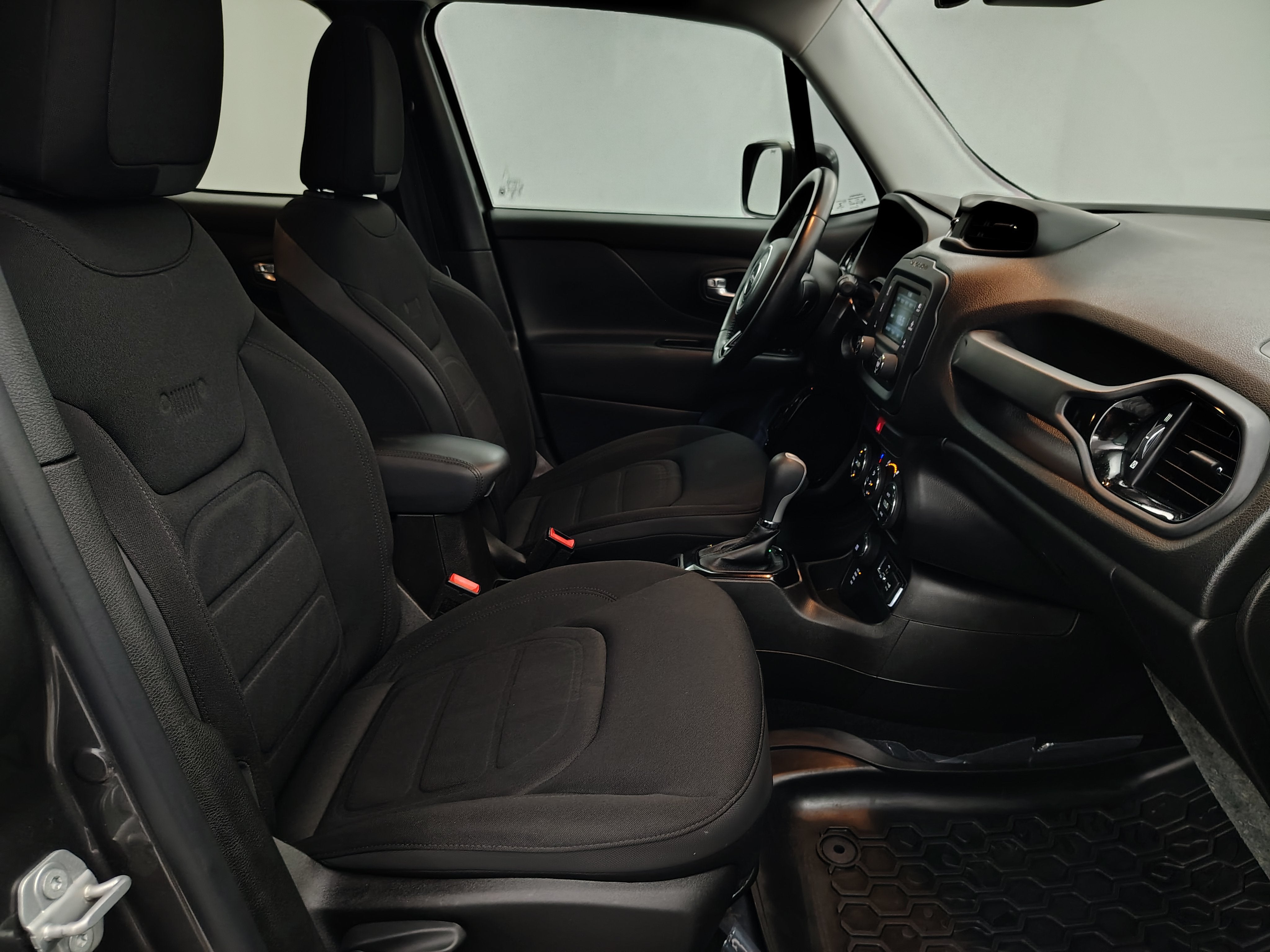 2017 Jeep Renegade Altitude 4x4