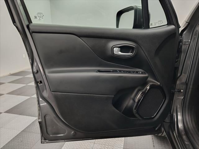 2017 Jeep Renegade Altitude 4x4